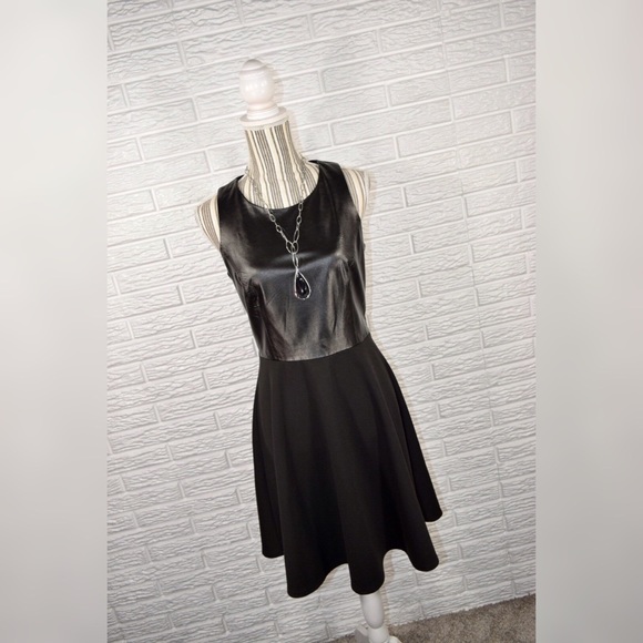 Laundry By Shelli Segal Dresses & Skirts - 5/$25 {laundry by shelli segal} Black Dress